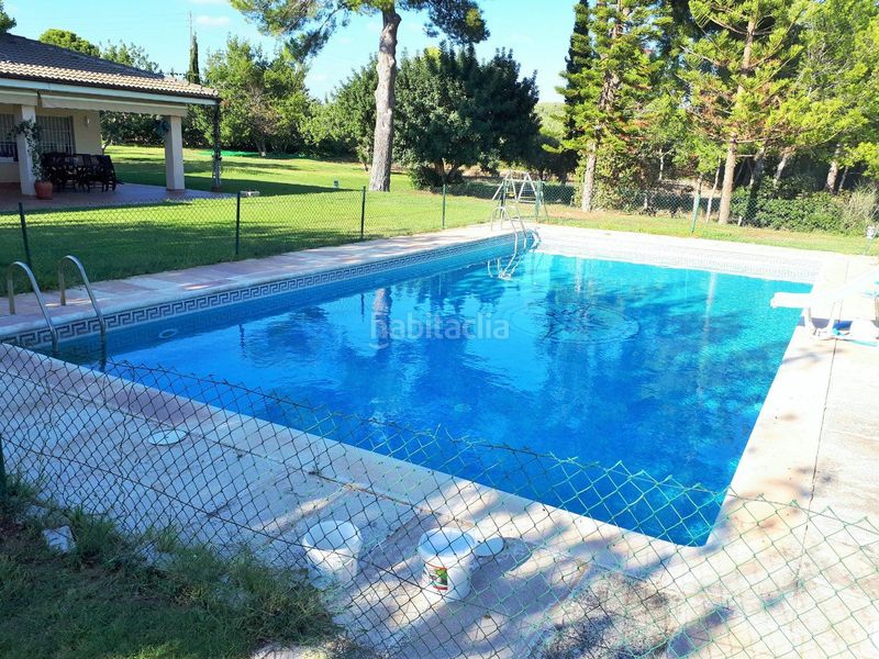 Foto 55b71a20-4b78-4017-952f-0e9fbf2d3700. Xalet amb xemeneia calefacció aparcament piscina a Torredembarra