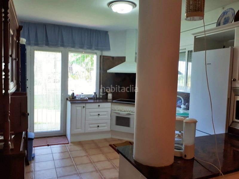 Foto 5dc952a0-0c14-44b7-9fcb-f3efab6f2c0d. Xalet amb xemeneia calefacció aparcament piscina a Torredembarra