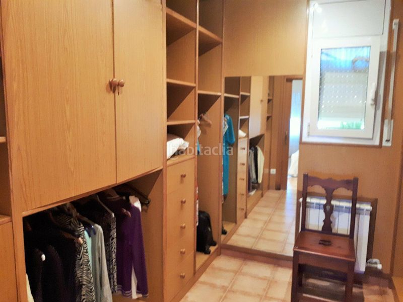 Foto 60115c57-d6d7-4a86-b071-e5c6704095b8. Xalet amb xemeneia calefacció aparcament piscina a Torredembarra