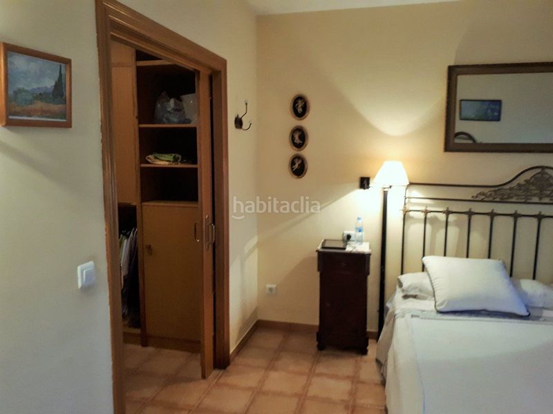 Foto 63b96b55-4ce7-4bab-8537-f8f1a35e0b45. Xalet amb xemeneia calefacció aparcament piscina a Torredembarra