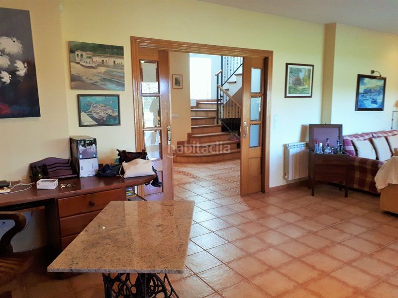 Foto 688affe9-65e5-4e16-bd70-c60ae29b2bbf. Xalet amb xemeneia calefacció aparcament piscina a Torredembarra