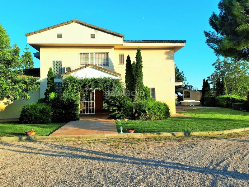 Foto 6e16d077-0cf0-4944-bd95-aa9827dbb763. Xalet amb xemeneia calefacció aparcament piscina a Torredembarra