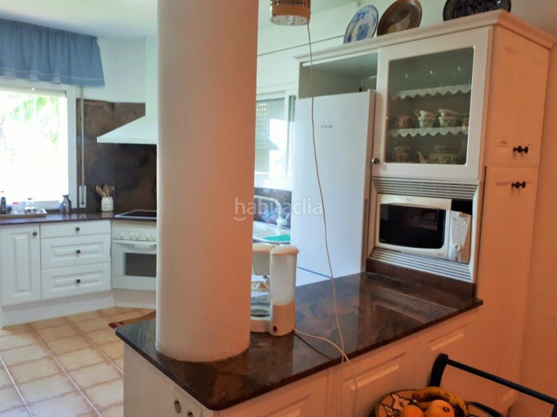 Foto d70410c0-bd88-4cfa-983d-5d1df9264c07. Xalet amb xemeneia calefacció aparcament piscina a Torredembarra