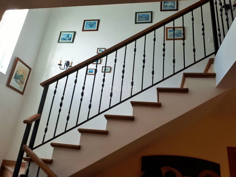 Foto dc2fadf2-66db-4422-81f8-3281187e5a24. Xalet amb xemeneia calefacció aparcament piscina a Torredembarra