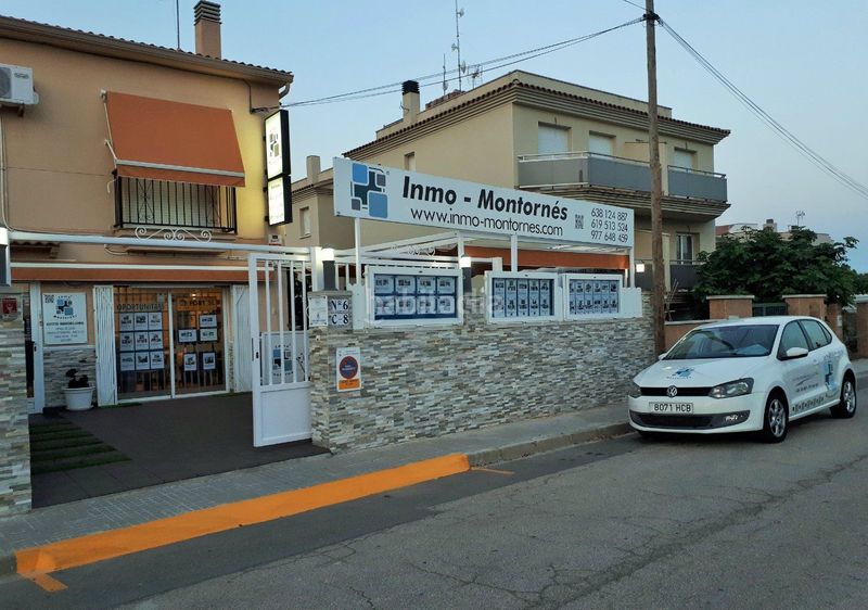 Foto f9d8a678-ba47-4387-86b3-5e444f0cd042. Xalet amb xemeneia calefacció aparcament piscina a Torredembarra