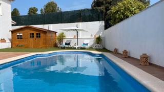 Chalet dans Pobla de Montorns (La). Bonita casa reformada seminueva c/piscina y jardn