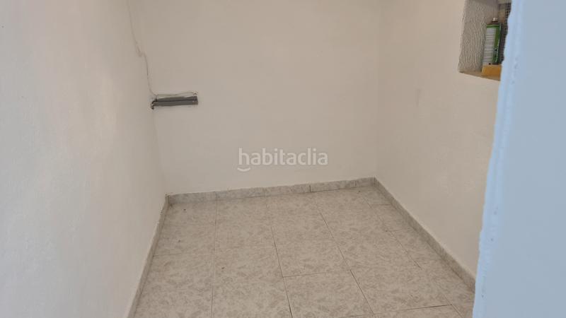 Foto d871c981-f512-4bd9-9d44-ad5bad7b30e8. Chalet con camino riscaldamento parcheggio in Pobla de Montornès (La)