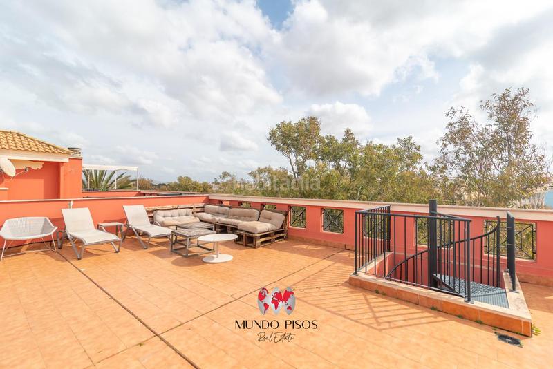 Foto 1e126cc6-c9d5-48e5-933a-8640a8cdebd0. Attico con riscaldamento parcheggio in Ciudad Jardín Palma de Mallorca