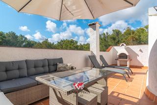 Casa adossada a Sol de Mallorca. Exclusivo chalet dúplex adosado reformado en sol de mallorca, ca