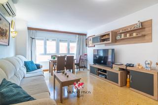 Pis a Bons Aires. Luminoso piso, con parking y trastero incluidos, en bons aires,