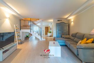 Reihenhaus in Calvià Poble. Chalet adosado dúplex en calvià pueblo, mallorca, illes balears.