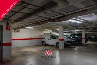 Aparcament cotxe a Andratx. Garaje en carrer aragó, andratx pueblo, mallorca, islas baleares