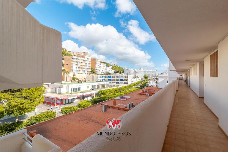 Foto 49bb7f20-1d3b-41db-aac1-bf7b94d75374. Etagenwohnung mit pool in Costa de la Calma Calvià