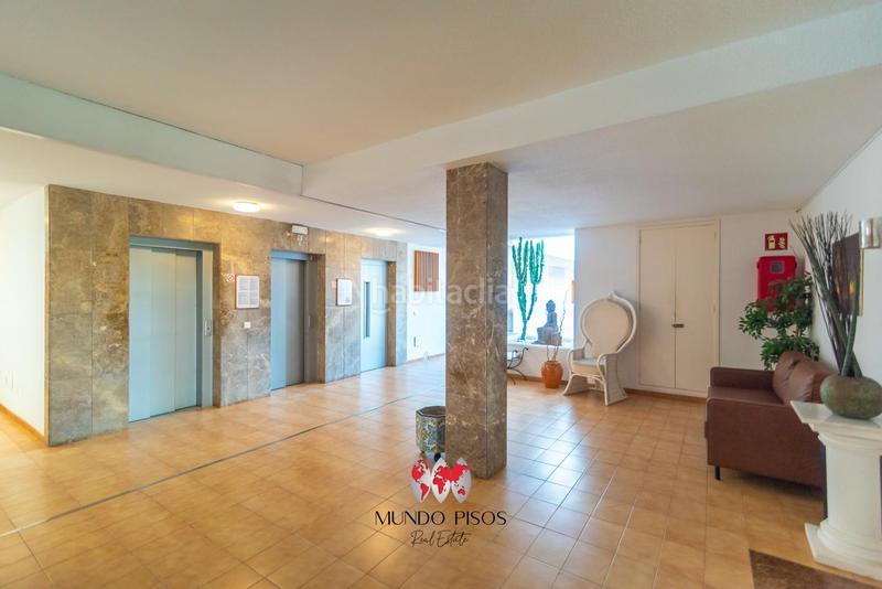 Foto 5b8f6f7c-e026-4763-a2e1-e5a6f13c6e7b. Etagenwohnung mit pool in Costa de la Calma Calvià