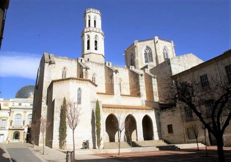 Foto 358689a0-f544-4544-8d7c-5787515de80a. Piso fim01 - , girona: edificio en el centro , este edificio es perfecto para quien tenga proyecto de inversión turí en Figueres