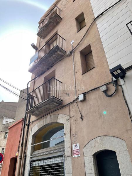 Foto 91795fe0-83b9-44ff-bd62-5bbcadbd38cf. Piso fim01 - , girona: edificio en el centro , este edificio es perfecto para quien tenga proyecto de inversión turí en Figueres