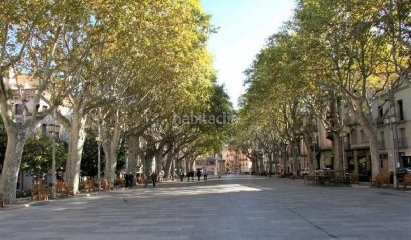 Foto d5d42075-2574-45a4-8350-c0ff52fba872. Piso fim01 - , girona: edificio en el centro , este edificio es perfecto para quien tenga proyecto de inversión turí en Figueres
