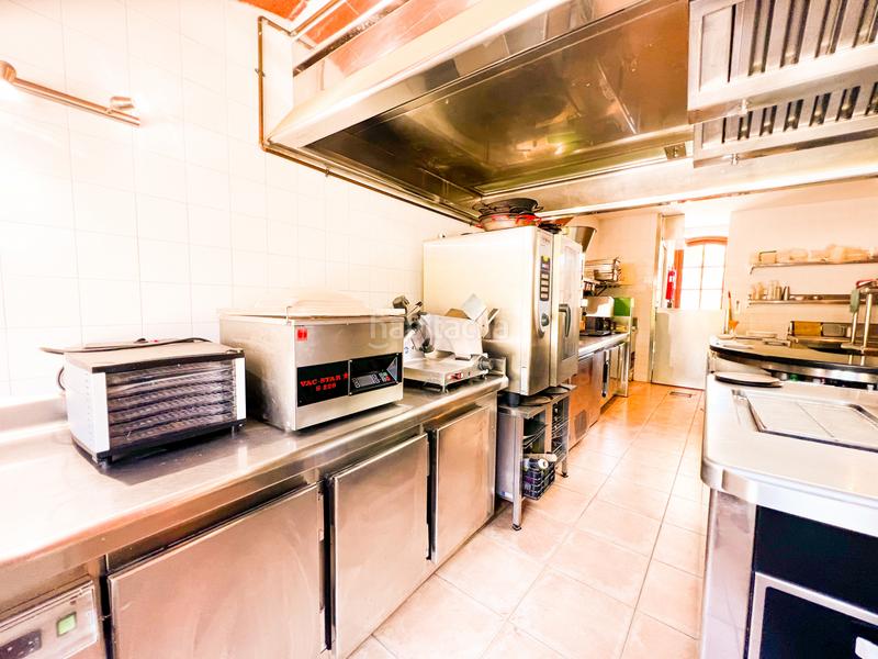 Foto 30d91916-9f0d-4085-b288-83565aff51bd. Casa histórica masía en mollet con un exitoso restaurante incluido en Peralada