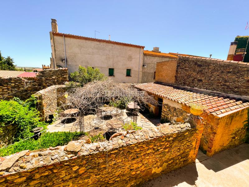 Foto 7e81decb-6b38-4d07-9601-ec9c262e2d8c. Casa histórica masía en mollet con un exitoso restaurante incluido en Peralada