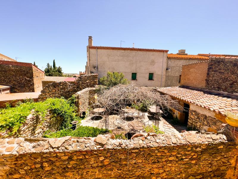 Foto ab093ccd-c7ef-4aad-bc96-b0294167ae84. Casa histórica masía en mollet con un exitoso restaurante incluido en Peralada
