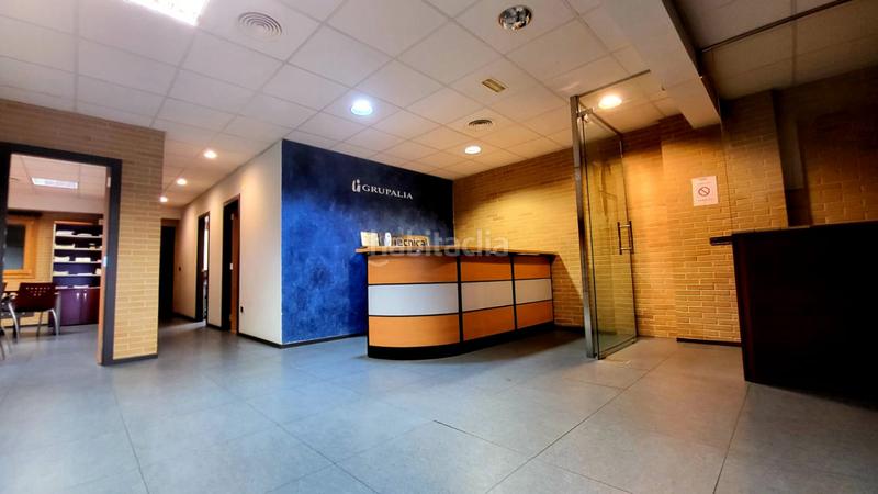 Foto 2460baa3-94e6-4d04-a5d6-03707541ee96. Fabrikhalle in Llagostera