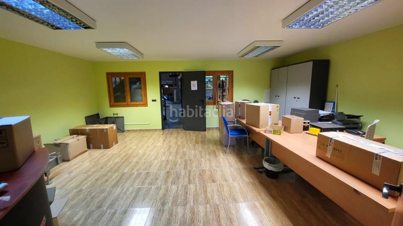 Foto 407c9f73-cdef-43a0-8e69-40b140d30af0. Fabrikhalle in Llagostera