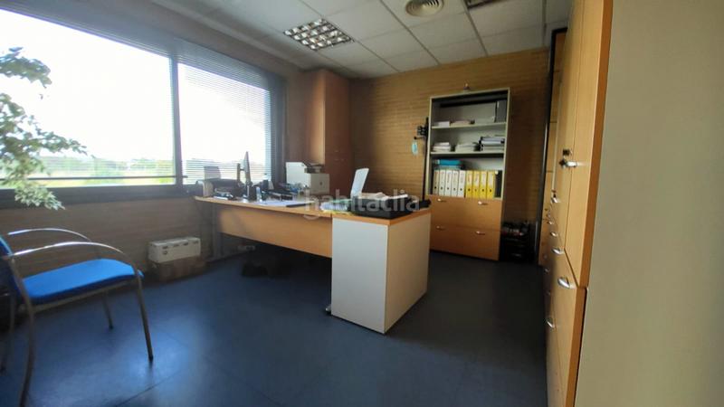 Foto 537be565-2f54-4383-a0dd-ceb531f6e5af. Fabrikhalle in Llagostera