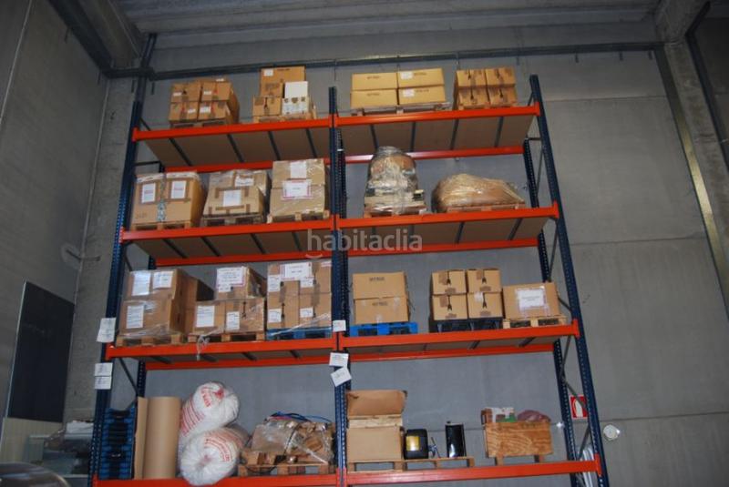 Foto 81018974-2900-4e3c-a3d5-5e5afce2a37b. Fabrikhalle in Llagostera