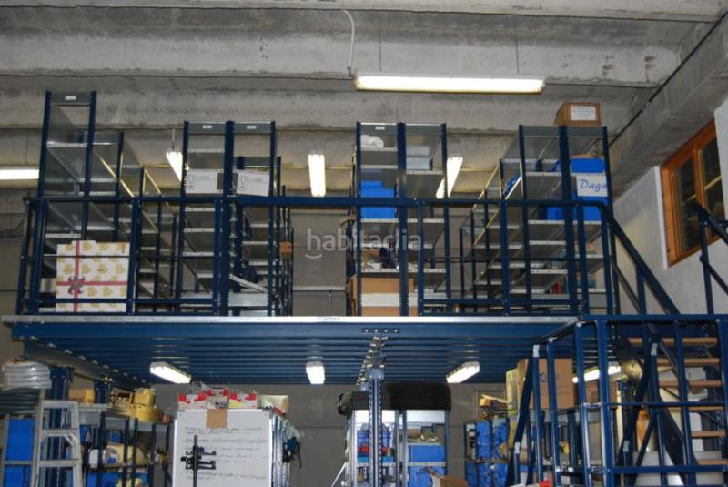 Foto 9226d7f6-262f-4486-adba-96231aeb8385. Fabrikhalle in Llagostera