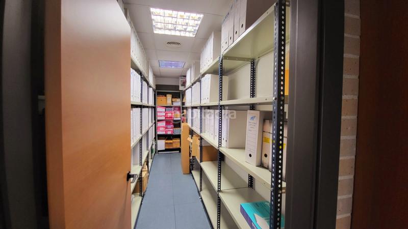 Foto c28a24a7-7a19-42e9-844b-7cde18104067. Fabrikhalle in Llagostera