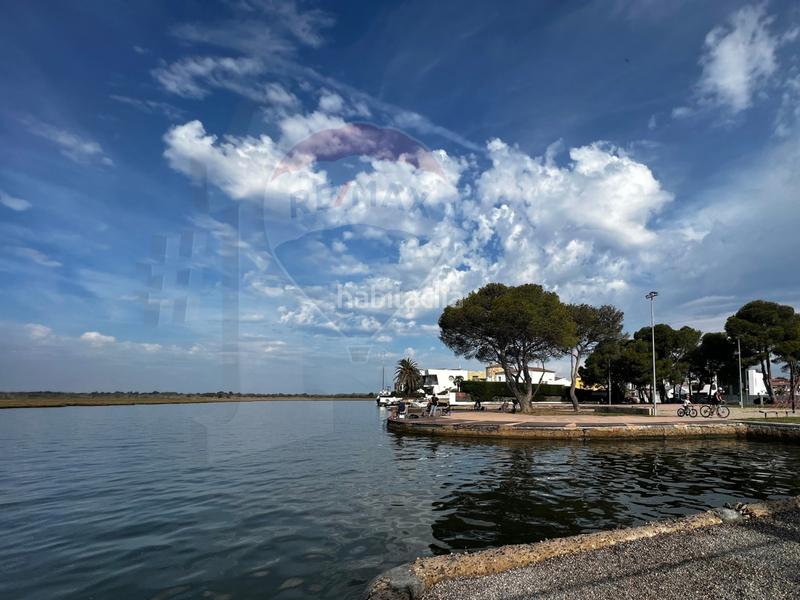 Foto 31c96a78-8d89-485e-9a96-8f20966c6ff9. Appartement dans Roses - cl cap norfeu 42 dans Centre Roses