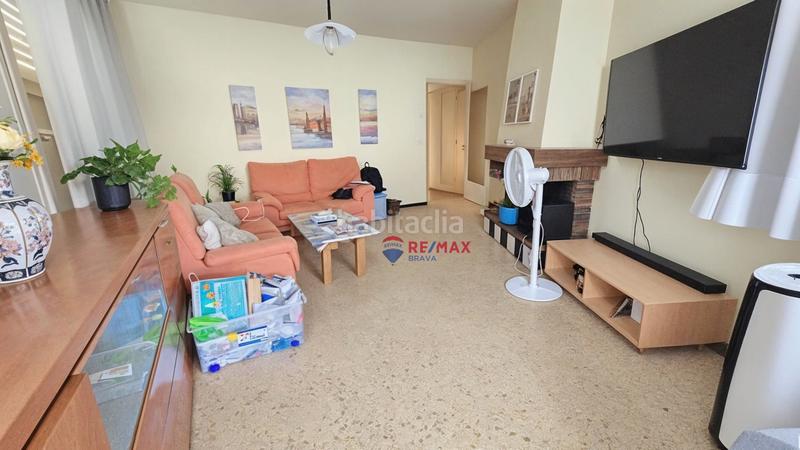 Foto df9ebb0d-6ffa-428b-8fea-ca76b2b20ecd. Pis a Amer - cl sequia 9 a Amer