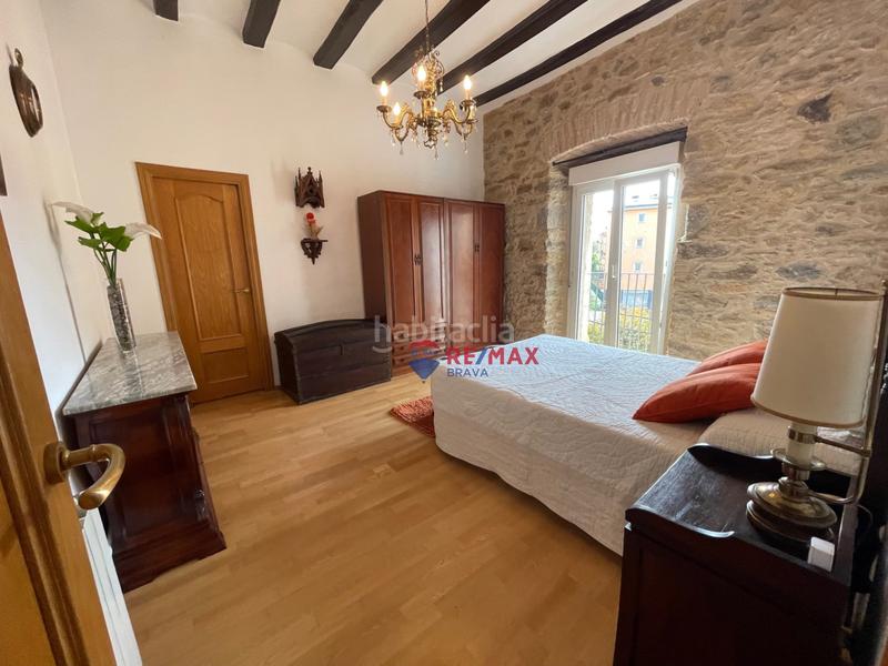 Foto f09ee3c2-8e6c-4300-ab0f-8c84be0e4f4a. Piso en bisbal dempordà la - cl raval 17 apartamento reformado, único y con carácter, en la bisbal de empordà, donde la historia se encuentra con la modernidad en Bisbal d´Empordà (La)