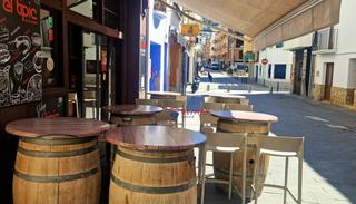 Transfer Business premise in Roses - cl sant sebastian 73. Roses, centro se traspasa negocio de bar restaurante en inmejora