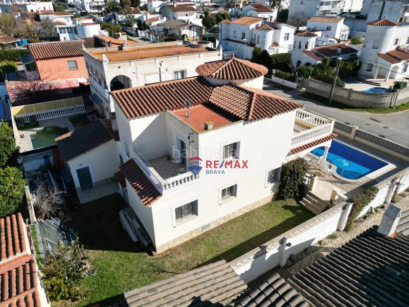 Foto 5c7b254a-22c1-41ec-bd83-d9a4c2978eca. Maison dans Empuriabrava - sc requesens 31 dans Salins - Cavall de Mar Empuriabrava