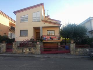 Haus in Girona - cl riera d oix 6. Villa en venta a girona