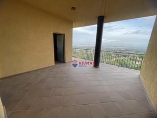 Terreno residencial en Maçanet de la selva - cl sant felip 10. Finca con una casa en construcción en venta a maçanet de la selv