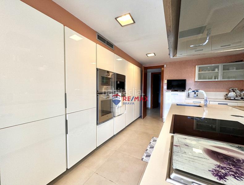 Foto 222d9837-e8ec-4b17-abc6-eda8765c3d23. Haus in Roses - cap de la gola 16 in Centre Roses