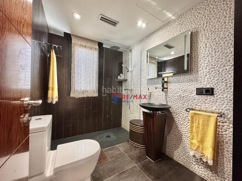 Foto 534c26ae-4a2c-4ff4-b2e4-7f6c6f74183f. Haus in Roses - cap de la gola 16 in Centre Roses