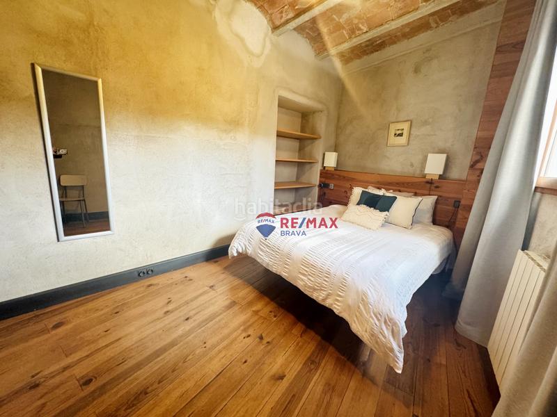 Foto 3e53e34c-004c-49a9-b1b6-30606e2c835e. Edifici a Girona - calle pujada de la torrassa a Girona