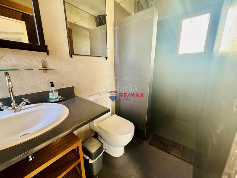 Foto 52751dff-72a5-4afa-9e6e-3766b289a92d. Edifici a Girona - calle pujada de la torrassa a Girona