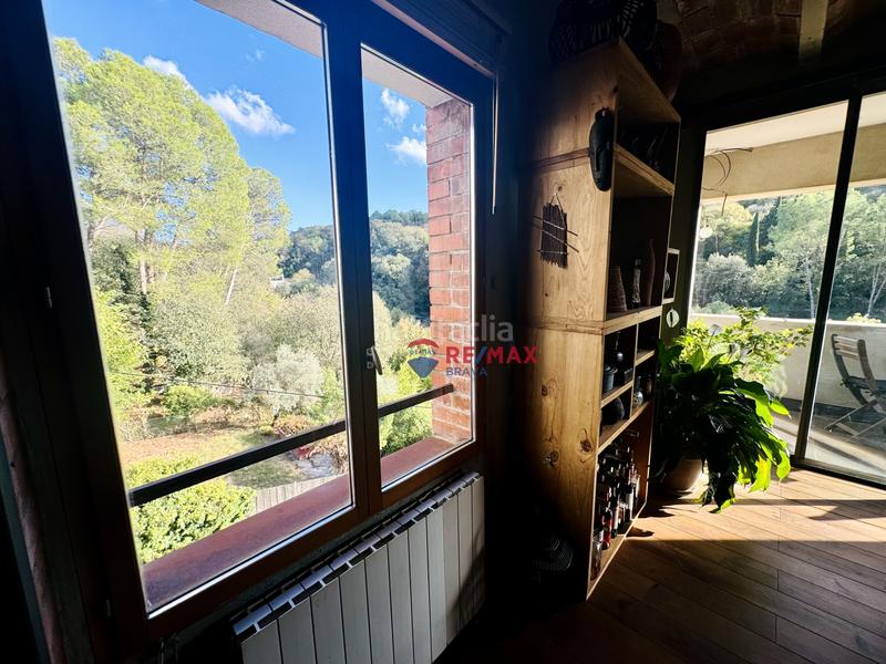 Foto 650eca26-e280-4860-af0a-7f5014081856. Edifici a Girona - calle pujada de la torrassa a Girona