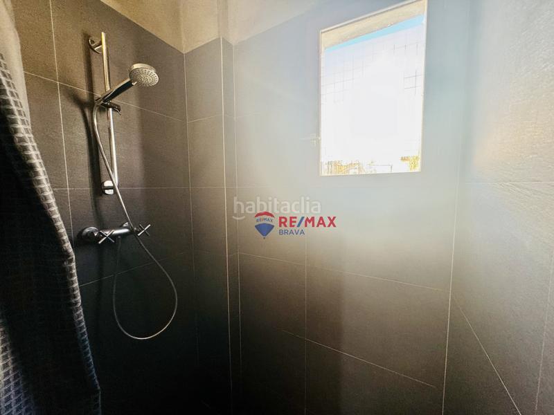 Foto 6fe667a2-1f64-41be-82ad-848e45cfeb2d. Edifici a Girona - calle pujada de la torrassa a Girona