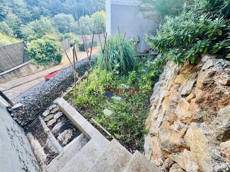 Foto 8c19e578-aa6a-47d2-9e41-31e72ea9d92f. Edifici a Girona - calle pujada de la torrassa a Girona