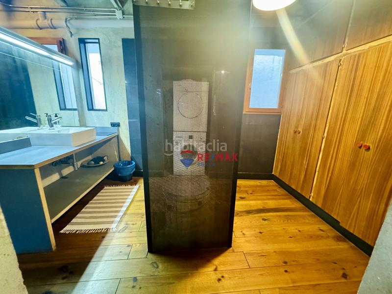 Foto 8e11b5c5-9792-4c6f-a870-a6128ad7eace. Edifici a Girona - calle pujada de la torrassa a Girona