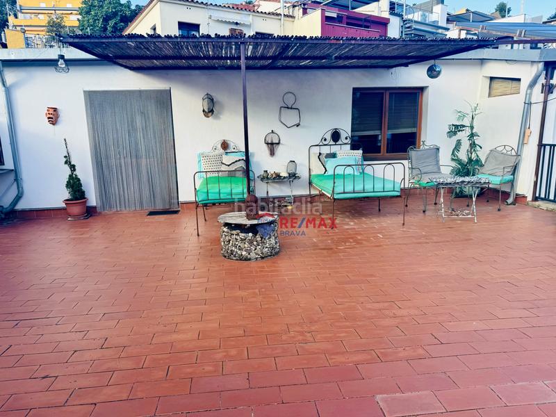 Foto ea31c918-c181-467d-b52d-e63d89fb622c. Edifici a Girona - calle pujada de la torrassa a Girona