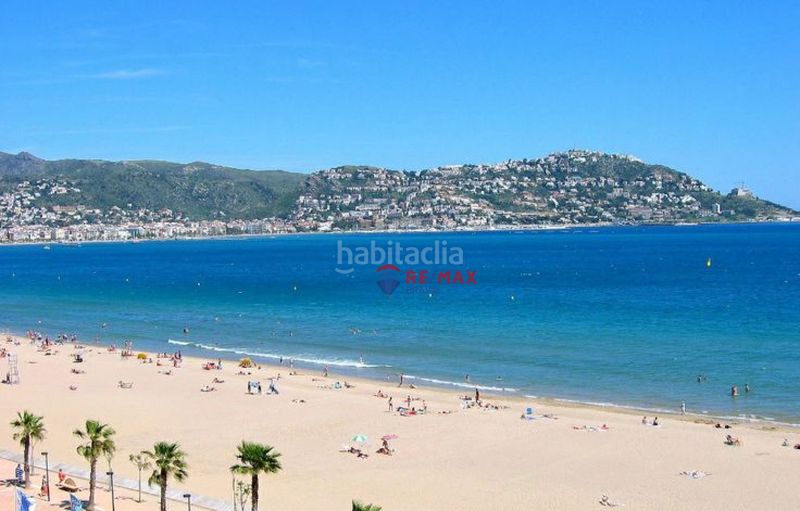 Foto 711a981b-9f48-4c81-bbb5-842ac9069632. Casa adossada a Puigmal - Mas Nou Empuriabrava