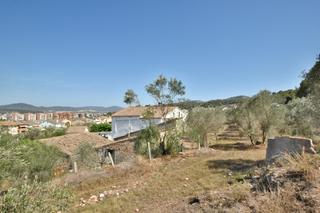 Terrain résidentiel à Sant andreu de la barca - bruc 22. Terreno de 10.500 m con casa de campo de 1.471 m en sant andreu