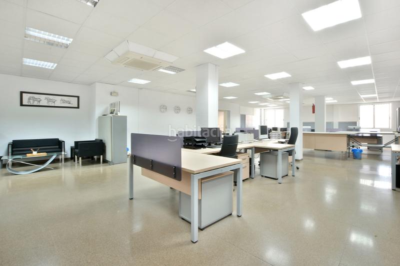 Foto b23ad36e-6bd3-4964-af31-3cf776f734f0. Local commercial dans Torreblanca Sant Joan Despí