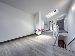 Piso  . girona. Sol, ciudad y espacio girona te espera
